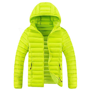 Chaquetas Softshell impermeables hechas en fábrica profesionales Chaqueta acolchada de servicio ODM para hombres personalizados de alta calidad - Product Image 1