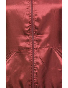 OEM Bomber Satin Varsity Jacket Custom Baseball Style Prendas de abrigo para jóvenes urbanos Alta calidad Street Fashion Brand Look - Product Image 3