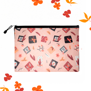 Busta in tela impermeabile alla moda con stampa di cartoni animati e cerniera - Product Image 1