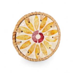 แผ่นรองแก้วหวายธรรมชาติแบบขายส่ง ประดับมุก สำหรับใช้กับกาแฟ ชา และเป็นของตกแต่งป้องกันโต๊ะ - Product Image 4