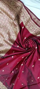 Saris de brocado de seda pura hechos a medida con diseño de borde negro en diseño de hoja de color naranja de 5 metros de longitud para tiendas de saris - Product Image 4