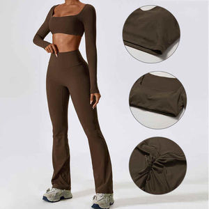 ชุดโยคะผู้หญิงแบบ 2 ชิ้น ผลิตจากผ้าสแปนเด็กซ์/โพลีเอสเตอร์เนื้อนุ่ม ยืดหยุ่น ทนทาน สวมใส่สบาย เหมาะสำหรับออกกำลังกายและเล่นกีฬา ด้านหน้า - Product Image 2