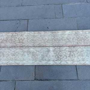 พรมตุรกีขนาด 1.6x5.2 ฟุต สีเทา ลายแบบนามธรรม พรมขนสัตว์วินเทจ - Product Image 3