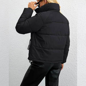 Nouvelle veste matelassée pour femme au design tendance, de haute qualité, logo personnalisé, fermeture éclair d'hiver, respirante, toile 100% polyester - Product Image 5