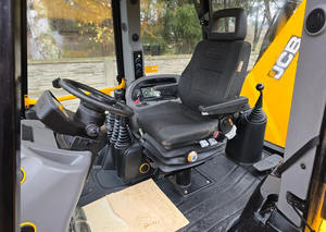 Nouveau chargeur efficace de chargeuse-pelleteuse JCB 3CX - Product Image 5