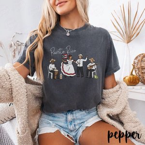 Maglietta Comfort Colors Cultura Boricua, T-shirt Danza Folcloristica Portoricana, T-shirt Promozionale Patrimonio Latino Ispanico - Product Image 3