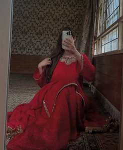 Nuevo Salwar Kameez de Diseño para Mujer, Reversible, de Seda, Informal, para Fiestas y Almuerzos, con Top, Pantalón Plazzo, Duppatta Elegante y Bordado - Product Image 1