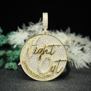 Colgante de Joyería Hip Hop con Forma Redonda Personalizada, Diamante Brillante Redondo Moissanite, Plata de Ley 925, Chapado en Oro Amarillo - Product Image 4