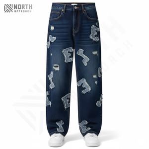 Pantalones Vaqueros Bordados Desgastados de Fábrica con MOQ Bajo, Hechos de Algodón, Precio al por Mayor, Hechos en Pakistán, Corte Recto - Product Image 3