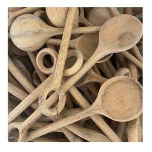Cuillère en bois vietnamienne simple et élégante reflétant le style de vie traditionnel combiné à des services culinaires modernes - Product Image 5