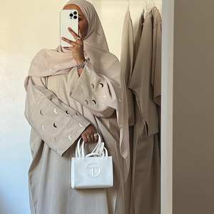 ชุดอาบายะห์ผ้าไหมแขนยาวสำหรับสตรีแบบดั้งเดิมของชาวมุสลิม 1 ชิ้น ป้องกันรอยยับ เหมาะสำหรับสวมใส่ละหมาด - Product Image 3