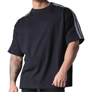 Camiseta de algodón de gran tamaño para hombre con estilo Diseño personalizable con hombros caídos - Product Image 1