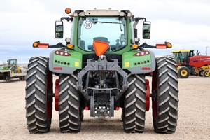 รถแทรกเตอร์มือสอง ปี 2022 รุ่น F 724 V ario P rofi Plus MFWD กำลัง 200 แรงม้า ระบบเกษตรแม่นยำ เกียร์ดีเซล พร้อมจอแสดงผลดิจิตอล - Product Image 5