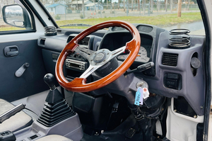 รถบรรทุกมินิแค็บปี 1996 สภาพดี ขับเคลื่อน 4 ล้อ 4x4/4WD สำหรับขาย - Product Image 2
