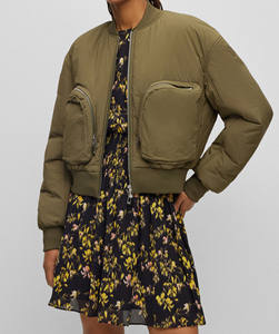 Chaqueta acolchada brillante 100% nailon para mujer, con logotipo personalizado impreso en DTF, estilo urbano, cómoda chaqueta acolchada para damas - Product Image 1