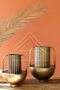 Vase à fleurs en aluminium doré au design moderne Décoration intérieure élégante et dessus de table pour occasion de mariage économique pour Noël - Product Image 6