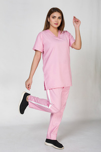 Mélange de polyester et de coton sur mesure ensemble d'uniformes d'allaitement offre spéciale gommages d'allaitement pour femmes avec logo personnalisé en vente - Product Image 4