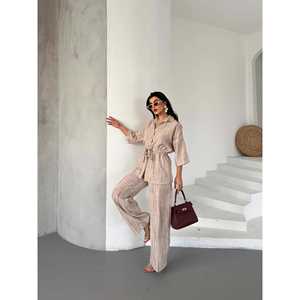 ชุดเสื้อและกางเกงผู้หญิง รุ่น 2516 ชุดที่สวมใส่สบายและมีสไตล์ - Product Image 3