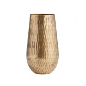 Vase à fleurs à thème moderne, Vases de sol en métal de meilleure qualité, jardinière de table parfaite pour la décoration de fête de mariage, fournitures directes - Product Image 1
