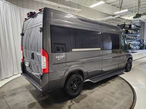 Usado cuidadosamente 2023 RAM ProMaster 3500 Dirección izquierda Turbo Cuero Sedán Techo alto - Product Image 5