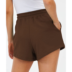 Short de survêtement polaire classique taille haute pour femme avec motif de décoration de bouton respirant et à séchage rapide avec poches - Product Image 5