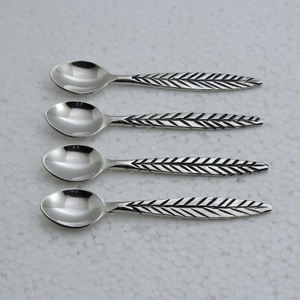 Ensemble de couverts design indiens en acier inoxydable plaqué or fabriqués à la main Gadgets en métal ustensiles de cuisine ménage fromage coupe couverts - Product Image 5