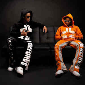 ชุดวอร์มผู้ชายสไตล์วินเทจฝรั่งเศส ผ้าฝ้าย 100% คุณภาพพรีเมียม ระบายอากาศได้ดี น้ำหนักมาก ผลิตตามแบบ OEM ปี 2026 ล้างสีแบบ Acid Wash ไซส์ XL - Product Image 1