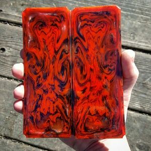 แผ่นสองส่วนที่ทำด้วยมือเป็นแผ่นกรอบแว่นตารูปเขาควายขัดเงาตามธรรมชาติงานหัตถกรรมคุณภาพจากธรรมชาติ - Product Image 1