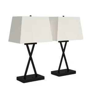 Lampe de table en métal classique pour une décoration intérieure élégante solution d'éclairage de chevet et de table parfaite - Product Image 2