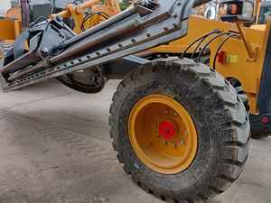 Motoniveladora XCM_G G9138 de Alta Eficiencia con Motor CAT de 160kW, Diámetro de Trabajo de 29.4m, Cilindros Hidráulicos TOSHIBA, Caja de Cambios con Motor Kawasaki - Product Image 4