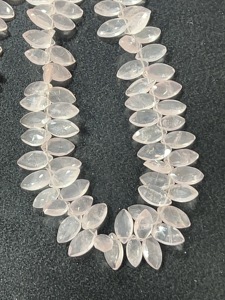 Cuentas de Briolette con forma de marquesa facetadas de cuarzo rosa natural AAA Tamaño de moda de lujo 7x14mm aprox. 17 pulgadas hebra - Product Image 3