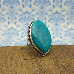 Howlita turquesa piedra preciosa bellamente elaborada Plata de Ley 925 artesanal Marquesa forma anillo de piedras preciosas anillo bohemio - Product Image 2