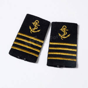 Épaulettes de conception de meilleure qualité, uniformes de prix d'usine OEM personnalisés - Product Image 1