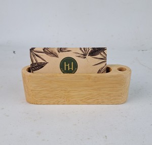 Prix d'usine Porte-cartes de visite en bois naturel écologique Nouveau design Organisateur de bureau avec logo personnalisé Emballage - Product Image 1