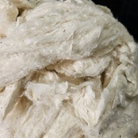 Déchets de fibre de soie Noil Fibre de mûrier recyclée Matériau restant de fibre courte