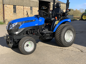 Mini Tractor SOLIS 60 STAGE V con Cabina, Nuevo/Usado - Product Image 5