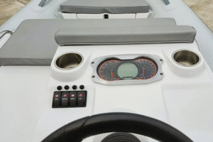 Bateaux pneumatiques AB Inflatables 330 S Series 90cv d'occasion 2023, hors-bord, bateaux de pêche, jet-boats, bateaux de travail, sport et loisirs professionnels - Product Image 3