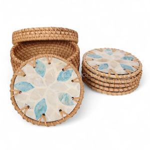 Juego de 6 Posavasos Artesanales de Nácar con Borde de Ratán Natural y Caja de Ratán Tejida a Mano - Product Image 1