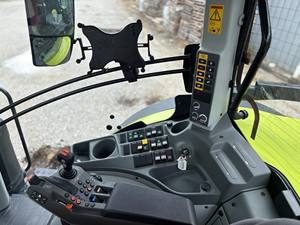 รถแทรกเตอร์ Claas ARION 650 ปี 2023 สำหรับขาย - Product Image 3