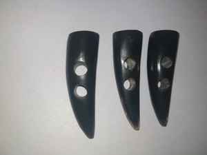 Real Buffalo horn made <b>toggle</b> <b>button</b> with customised length and hollow sizes - Product Image 2