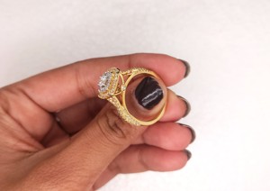 Anillo de Compromiso con Diamante Cultivado en Laboratorio de Corte Redondo de 1 Quilate, Anillo de Boda con Doble Halo de Diamantes, Anillo de Oro Amarillo Sólido de 14K Trenzado - Product Image 6