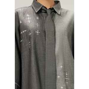 Blusa de Mezclilla Negra para Mujer con Adornos y Botones - Product Image 1