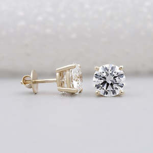 Boucles d'oreilles solitaires en diamant rond certifié IGI avec or jaune, boucles d'oreilles en diamant certifié IGI en or jaune - Product Image 3