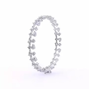 สร้อยข้อมือเพชรโมอิสสีทอง14K ที่ปลูกในห้องทดลองดีไซน์เรียบง่ายสวยงามไร้กาลเวลา - Product Image 3