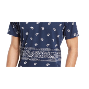 T-shirt da uomo American Rag con stampa bandana a blocchi, blu navy, in jersey traspirante, compresso, 180 g/m², taglia Small, etichetta personalizzata per lo sport - Product Image 3