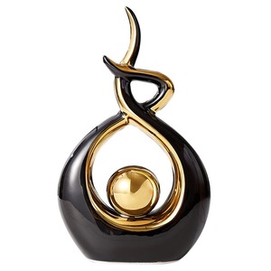 Objet de table tendance de haute qualité Sculpture décorative moderne ajoute une touche artistique élégante à tout espace de vie - Product Image 4