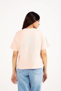 Camiseta Holgada de Verano para Mujer, Ecológica, con Estampado Gráfico - Product Image 4