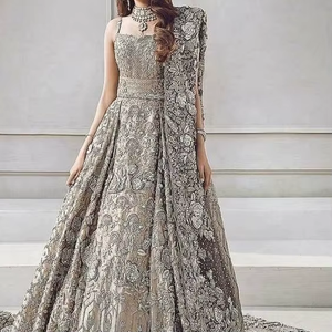 -NEW--BEAUTIFUL -- mariée --- longueur de plancher de robe avec élégant embelli dans le verre cristal perles en pierre pour mariage = 2021 - Product Image 3