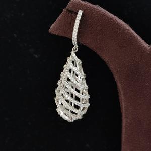 Pendientes bonitos de CZ chapados en plata de lujo con piedras de circón brillantes para ropa de fiesta accesorios de moda con piedra de circón - Product Image 1