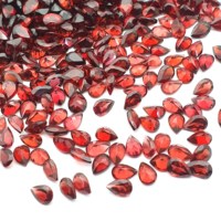 Pierre précieuse naturelle de grenat rouge de haute qualité, taillée en forme de poire, facetée, de 3 à 9 mm, avec iridescence, certifiée GTC, pour la fabrication de bijoux